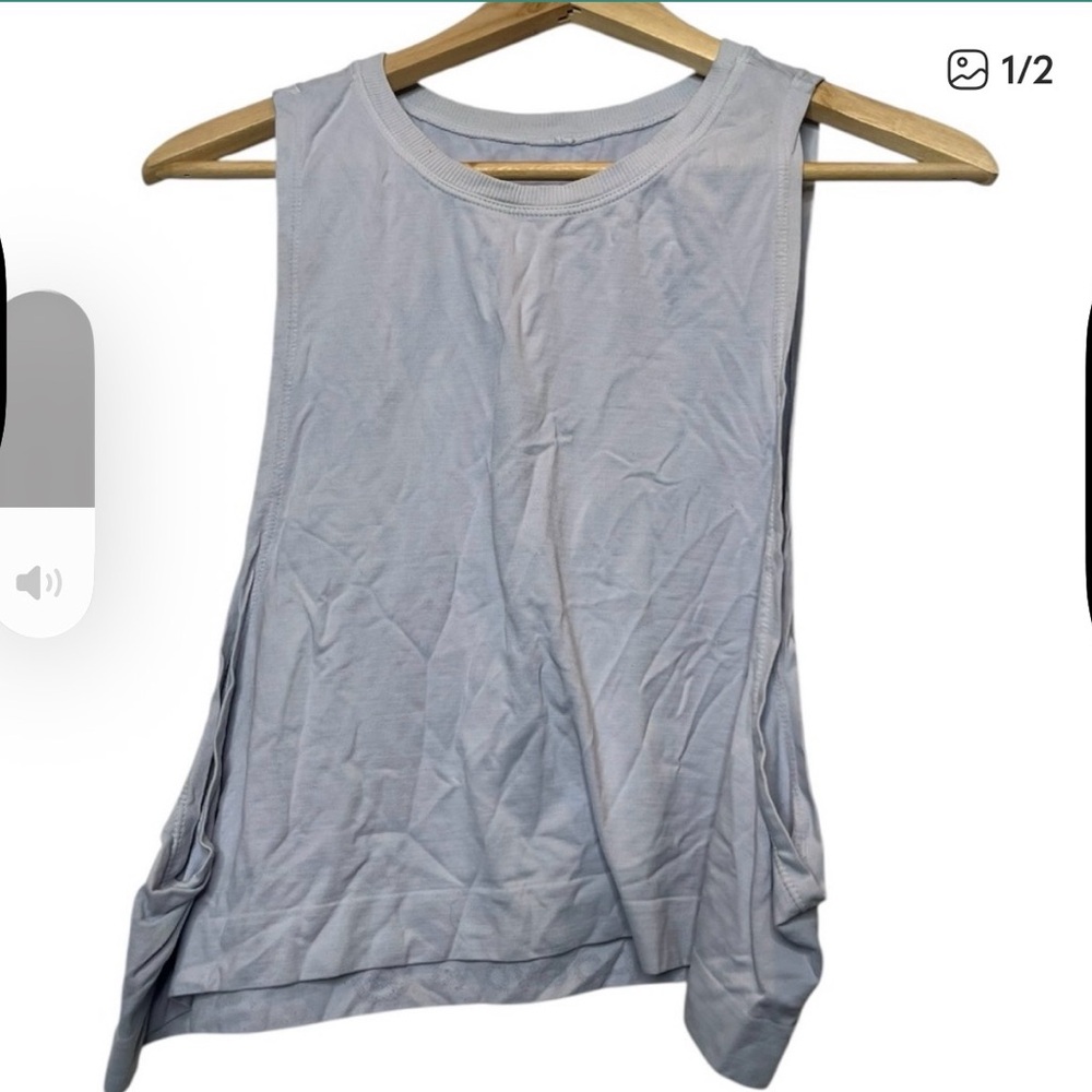 Avocado Activewear Light Blue Muscle Tank Top - Size XLarge